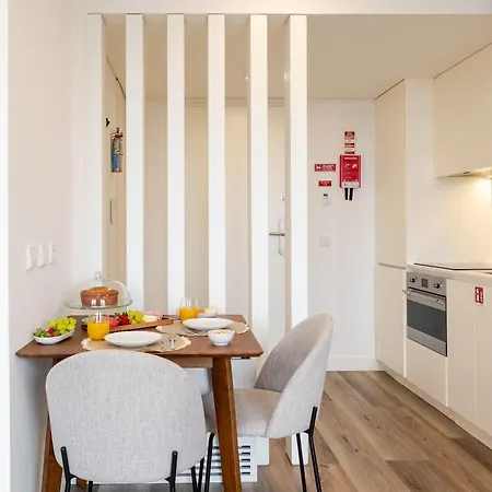 Stylish Flat Near The Douro River By Hostwise *